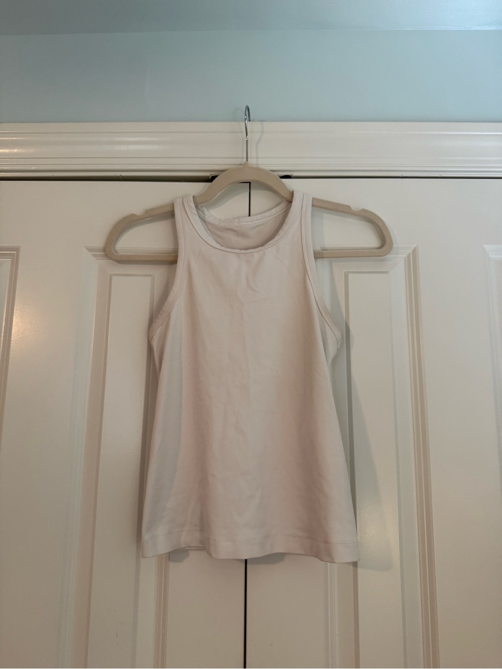 lululemon athletica White Scoop Neck Tank Top